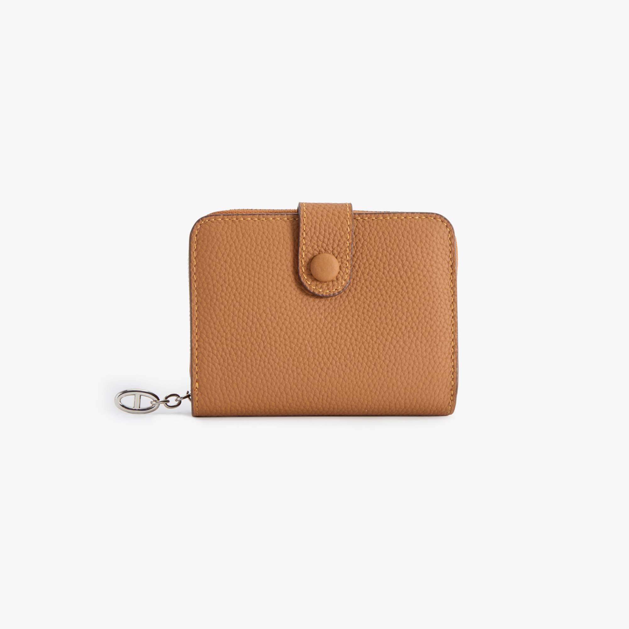 #color_brownish orange