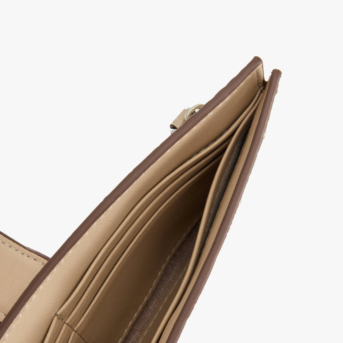 #color_beige