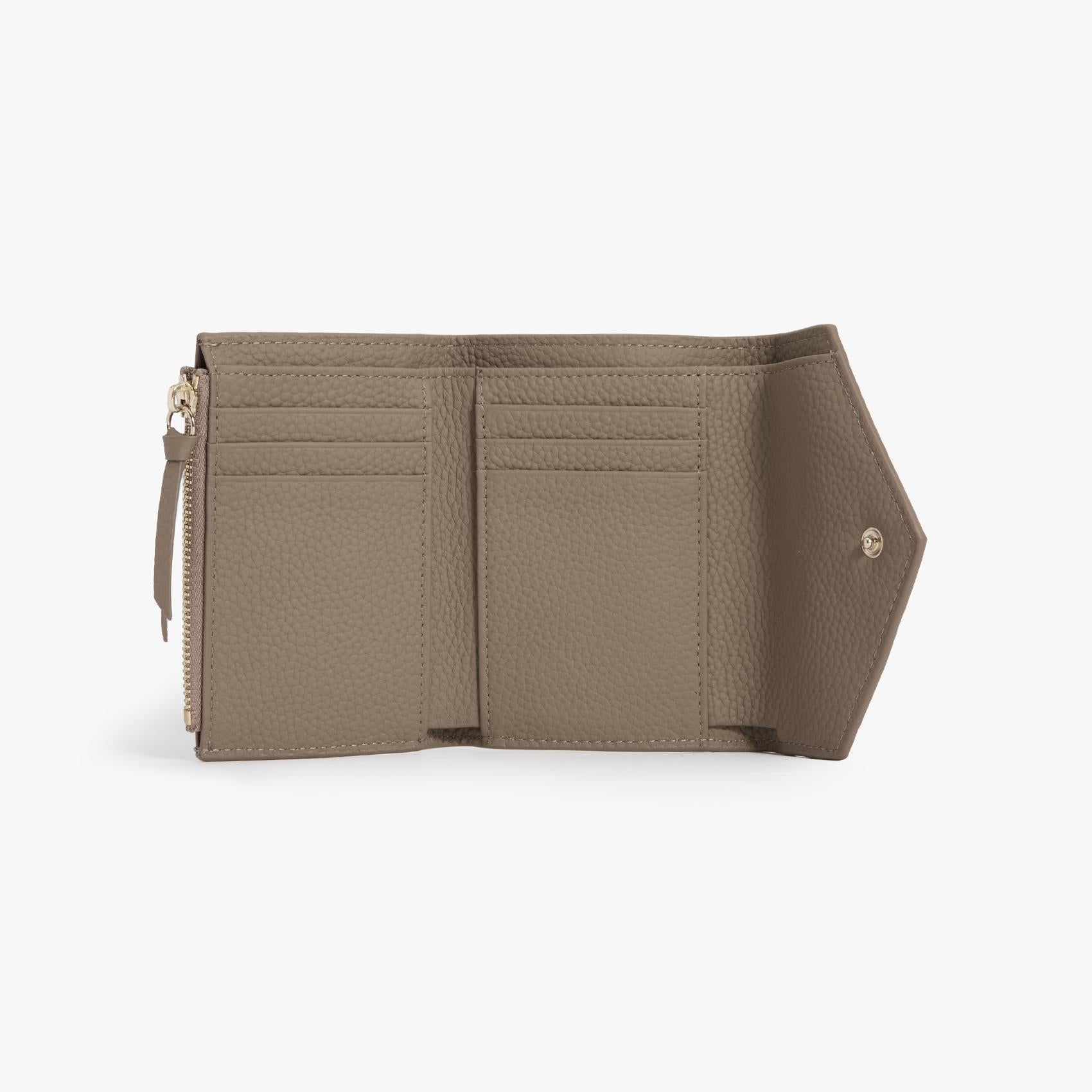 #color_taupe