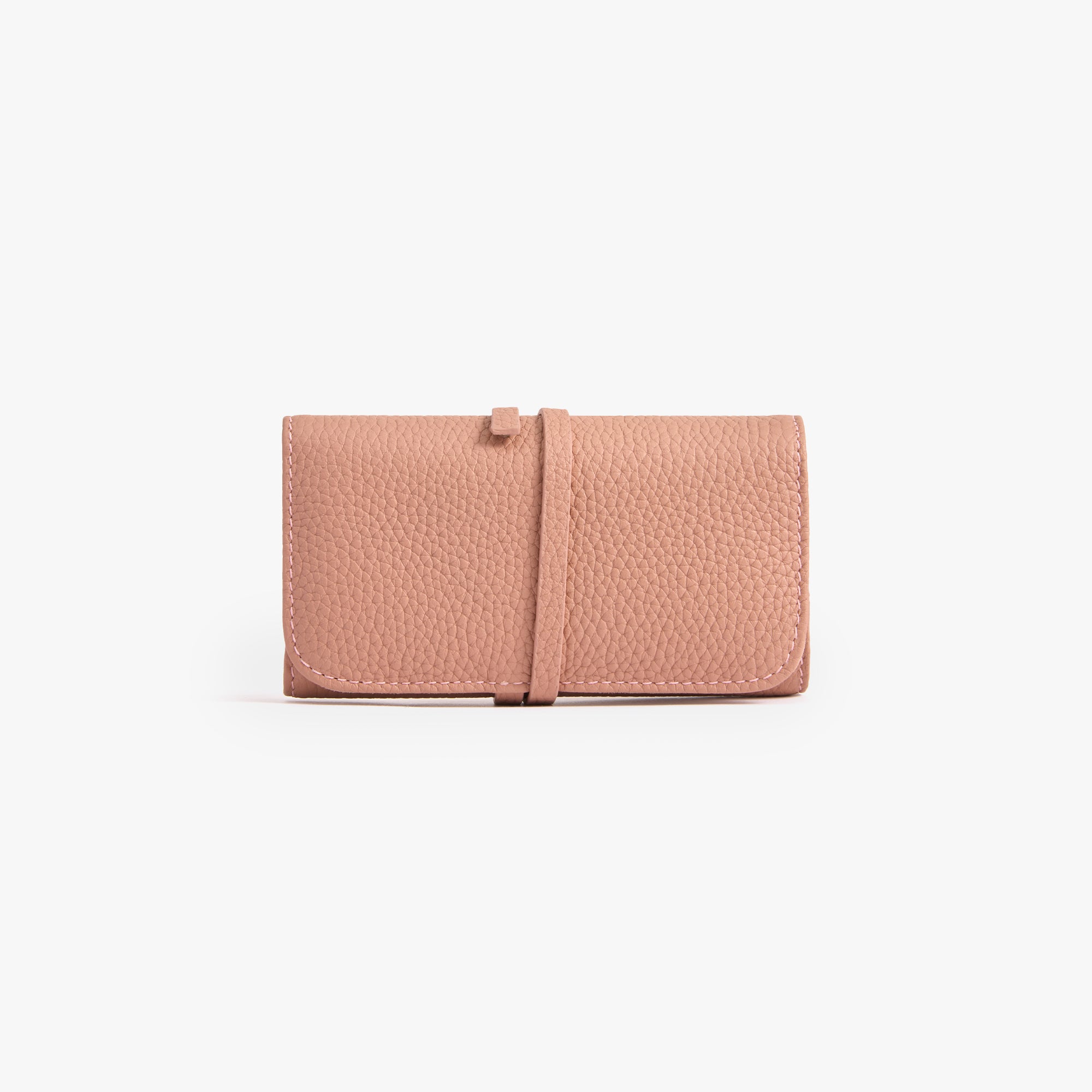 #color_pinkish brown