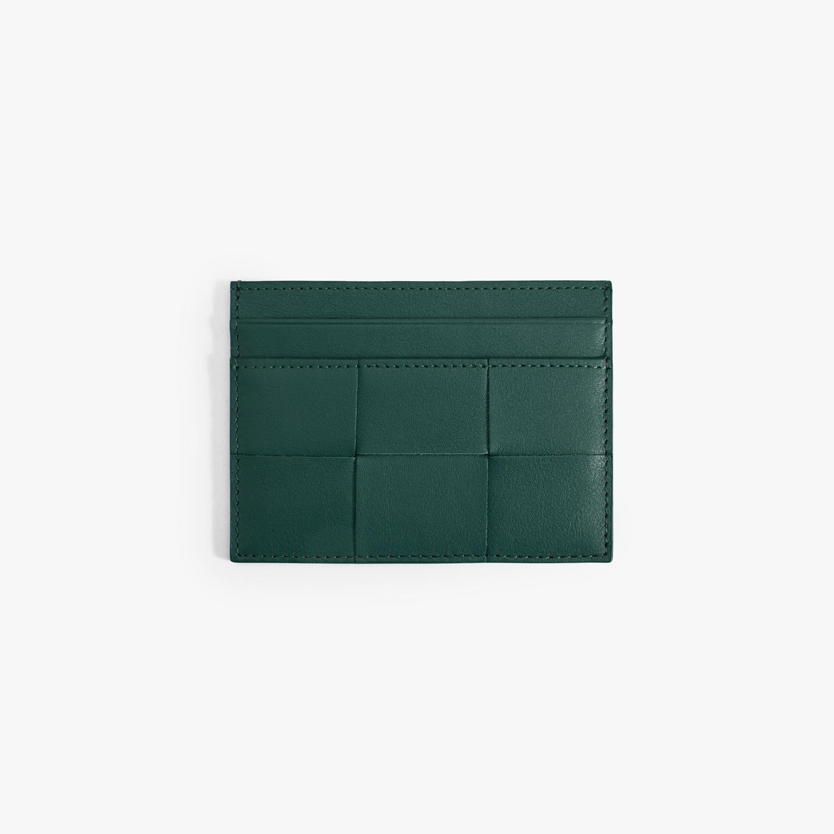 #color_dark green