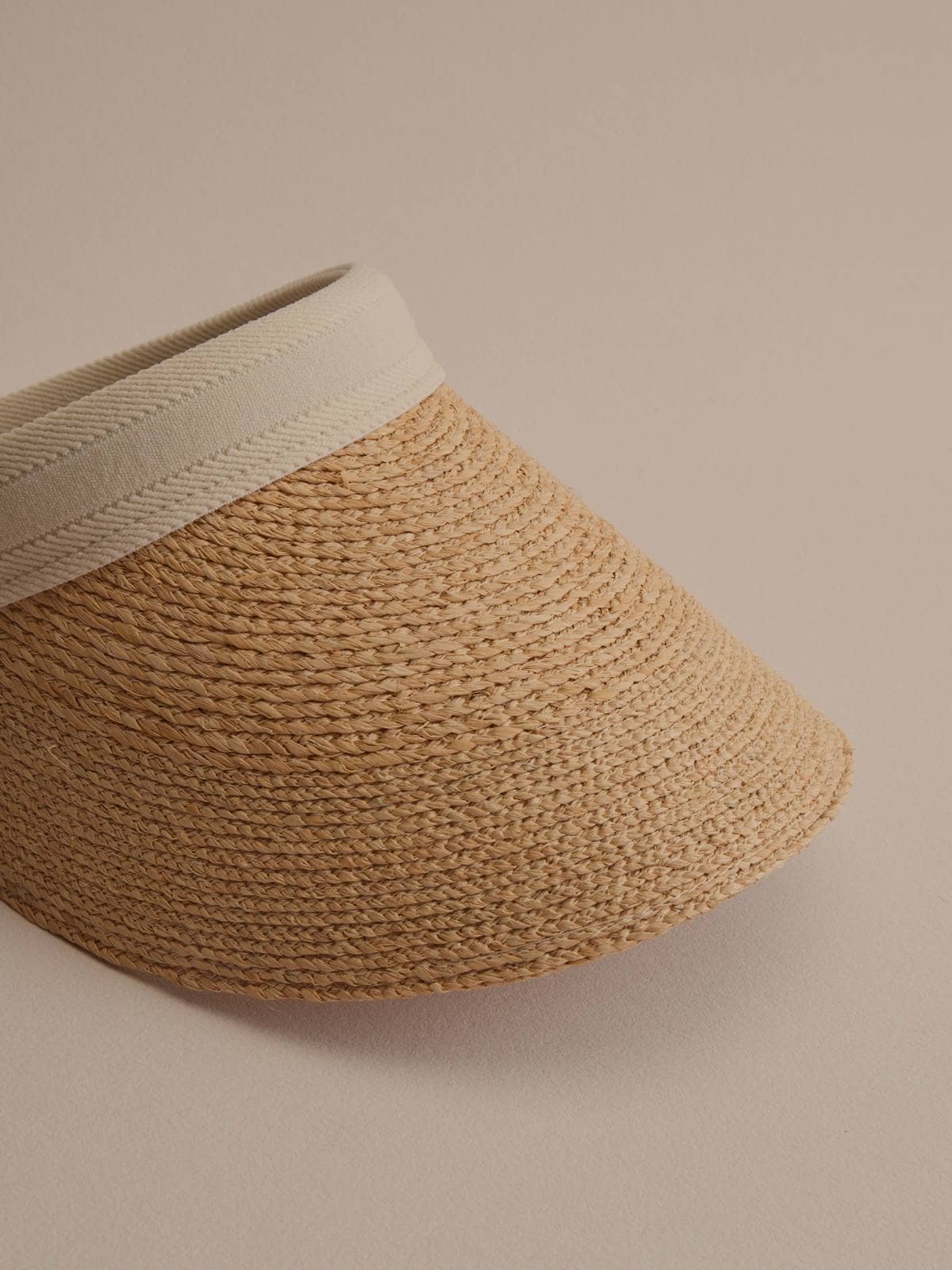 #color_beige
