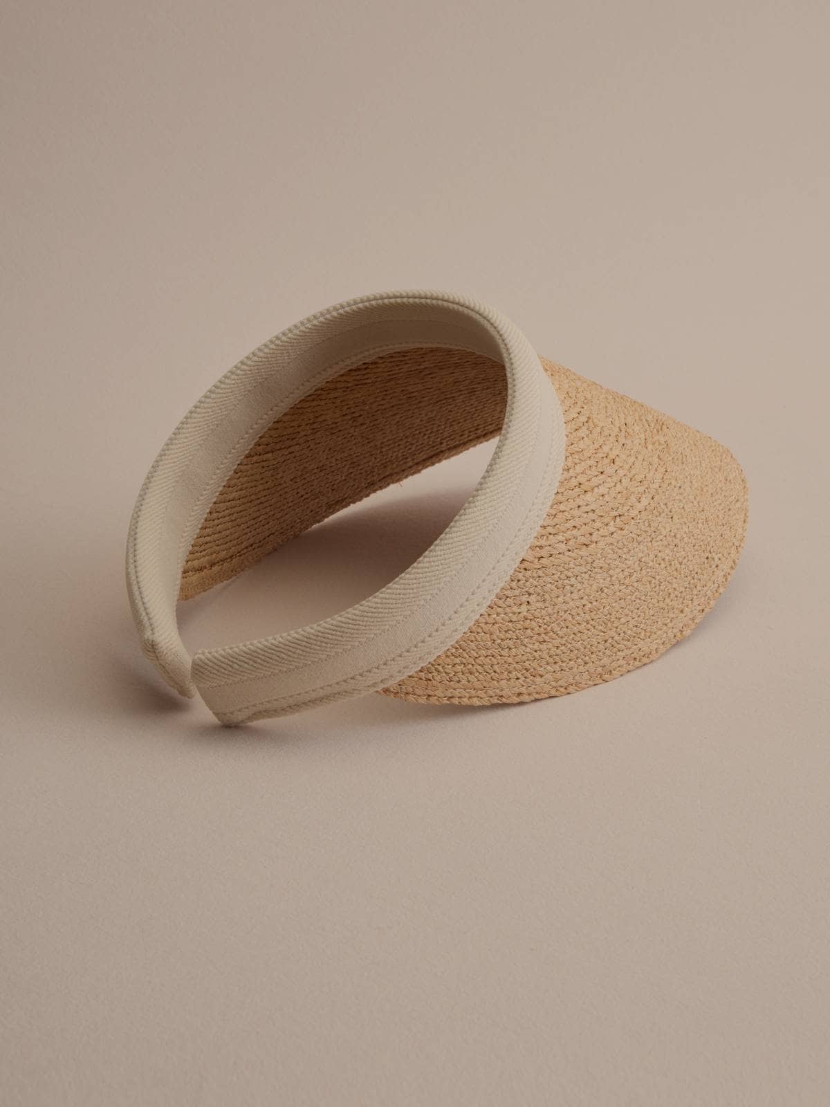#color_beige